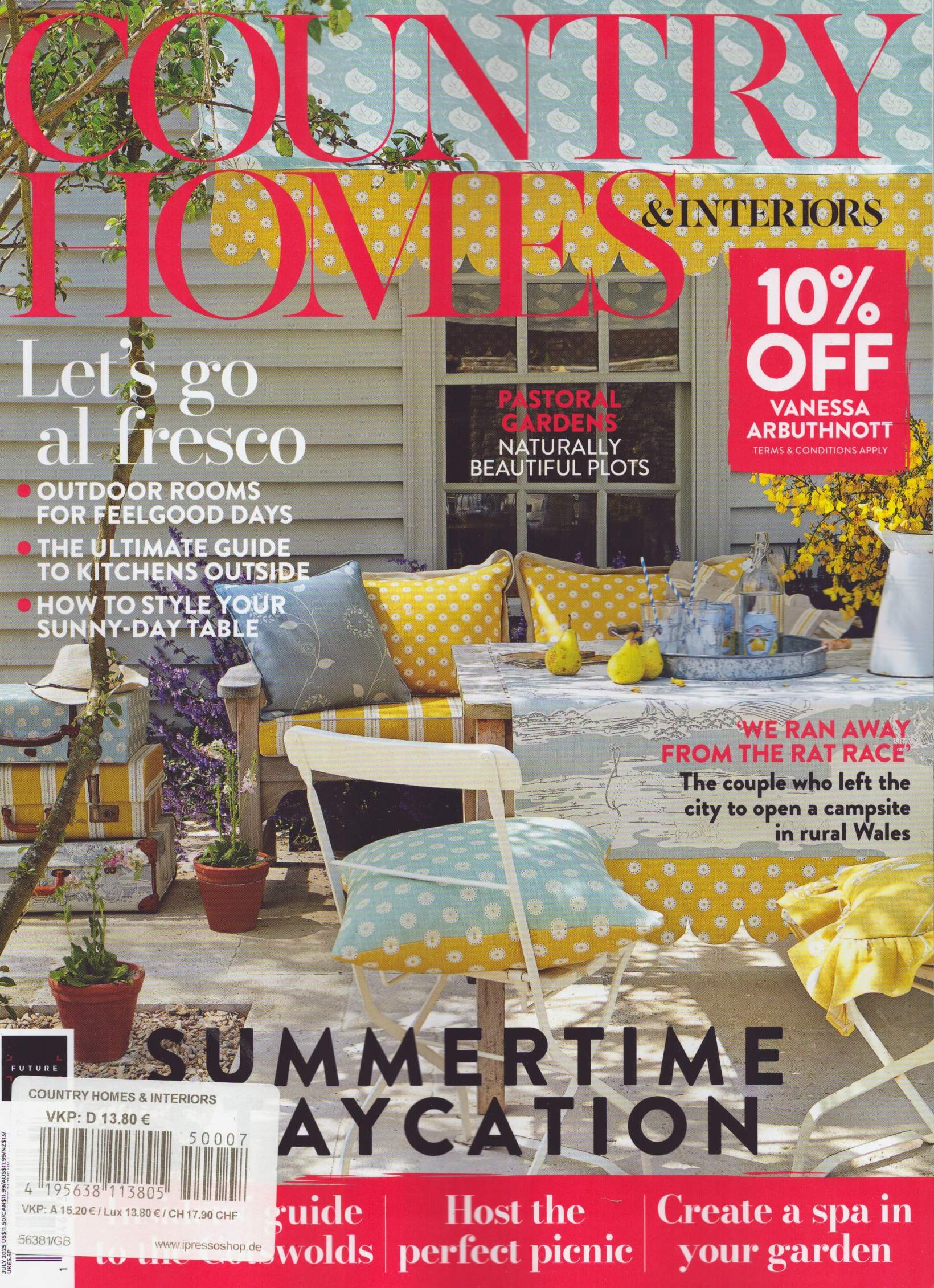 COUNTRY HOMES & INTERIORS 7/2025